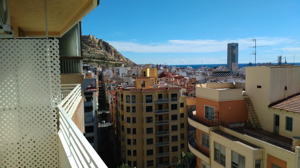 Alicante Skylights Apartments Pokoj fotografie